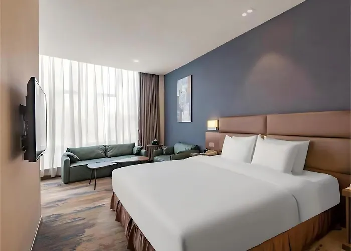 Hotel: Holiday Inn Express Shenyang North Station By Ihg